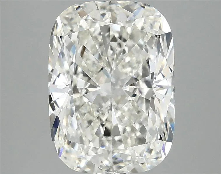 3.85ct Cushion modified Lab Grown Diamond (Colour G, Clarity VVS2, IGI Certified)