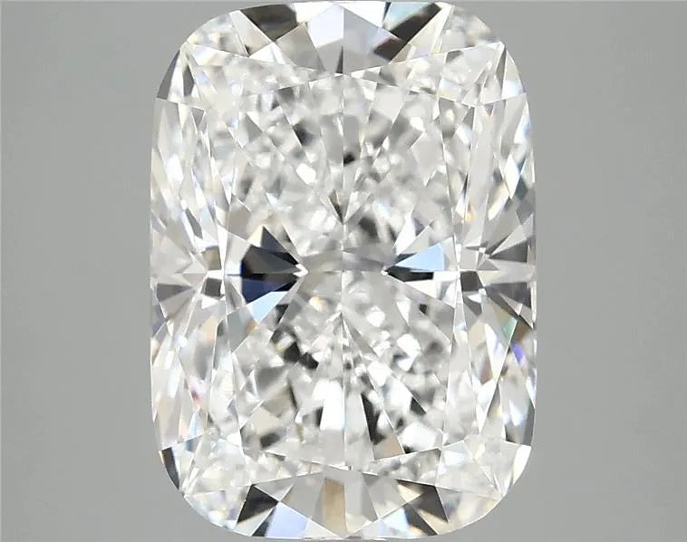 4.83ct Cushion modified Lab Grown Diamond (Colour E, Clarity VVS2, IGI Certified)