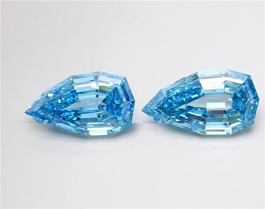 7.00ct Pear Lab Grown Diamond (Colour Fancy Vivid Blue, Clarity VS2, IGI Certified)