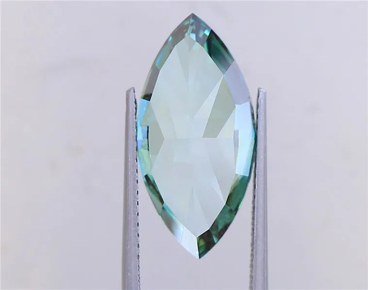 7.05ct Marquise Lab Grown Diamond (Colour Fancy Vivid Green, Clarity VVS2, IGI Certified)