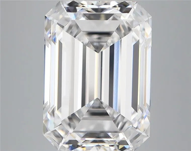 7.10ct Emerald Lab Grown Diamond (Colour D, Clarity VVS2, IGI Certified)