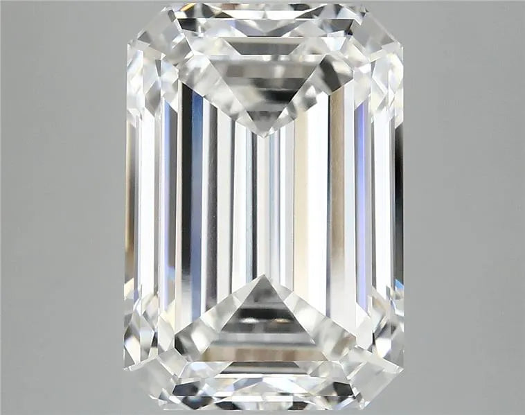 7.17ct Emerald Lab Grown Diamond (Colour F, Clarity VVS2, IGI Certified)