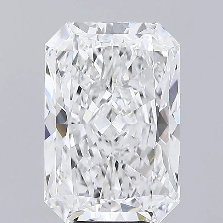 7.20ct Radiant Lab Grown Diamond (Colour D, Clarity VVS1, IGI Certified)