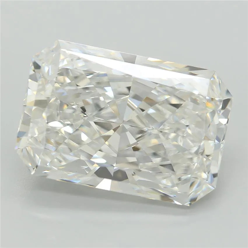 7.22ct Radiant Lab Grown Diamond (Colour E, Clarity VS1, IGI Certified)