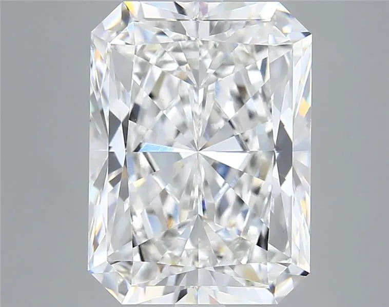 7.28ct Radiant Lab Grown Diamond (Colour F, Clarity VVS2, IGI Certified)