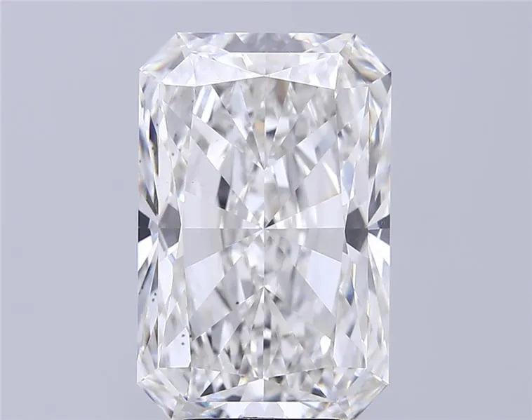 7.55ct Radiant Lab Grown Diamond (Colour G, Clarity VS2, IGI Certified)