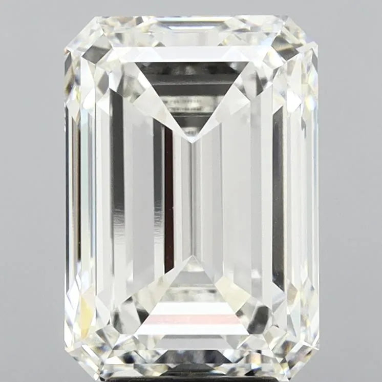 7.58ct Emerald Lab Grown Diamond (Colour G, Clarity VVS2, IGI Certified)