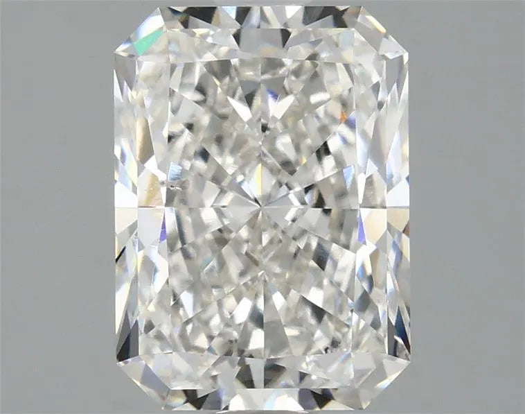 2.32ct Radiant Lab Grown Diamond (Colour G, Clarity VS2, IGI Certified)