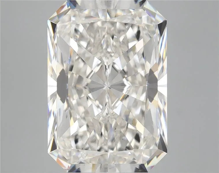 8.00ct Radiant Lab Grown Diamond (Colour G, Clarity VS2, IGI Certified)