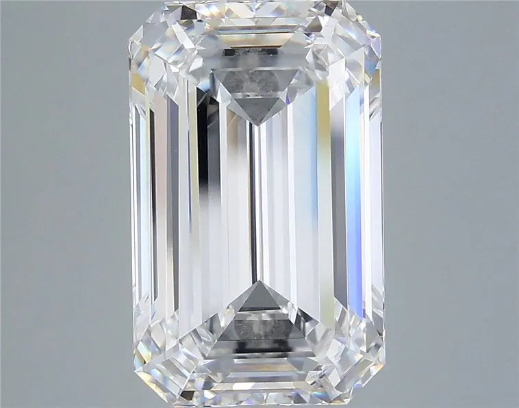8.02ct Emerald Lab Grown Diamond (Colour D, Clarity VVS2, IGI Certified)