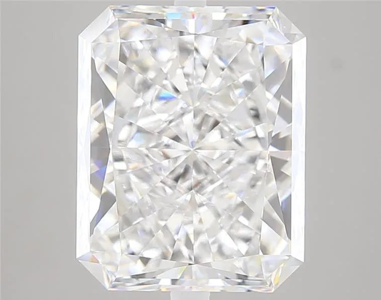8.04ct Radiant Lab Grown Diamond (Colour D, Clarity VVS2, IGI Certified)