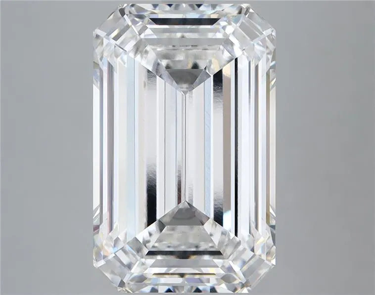 8.09ct Emerald Lab Grown Diamond (Colour E, Clarity VVS2, IGI Certified)