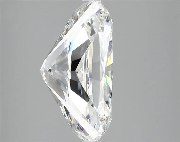 8.11ct Cushion modified Lab Grown Diamond (Colour E, Clarity VS1, IGI Certified)