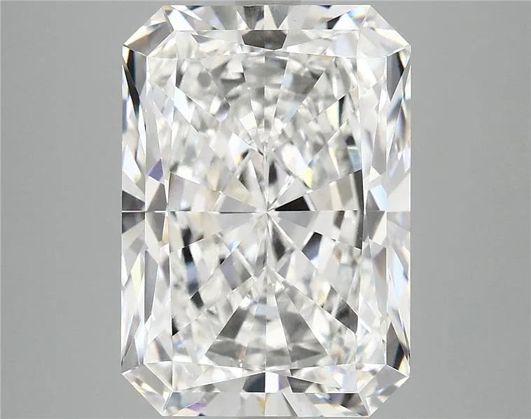 8.27ct Radiant Lab Grown Diamond (Colour E, Clarity VVS2, IGI Certified)