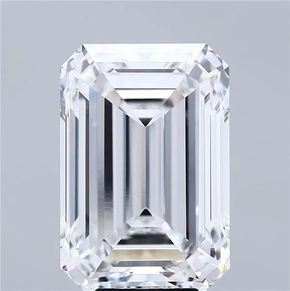 8.33ct Emerald Lab Grown Diamond (Colour E, Clarity VVS2, IGI Certified)