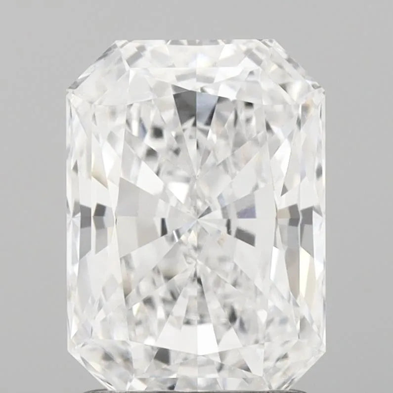 1.69ct Radiant Lab Grown Diamond (Colour D, Clarity VVS2, IGI Certified)