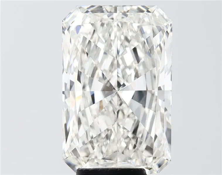 9.34ct Radiant Lab Grown Diamond (Colour G, Clarity VVS2, IGI Certified)